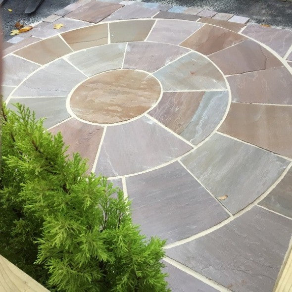 Raj Green Indian Sandstone 2.4m Circle – Riven – 22mm