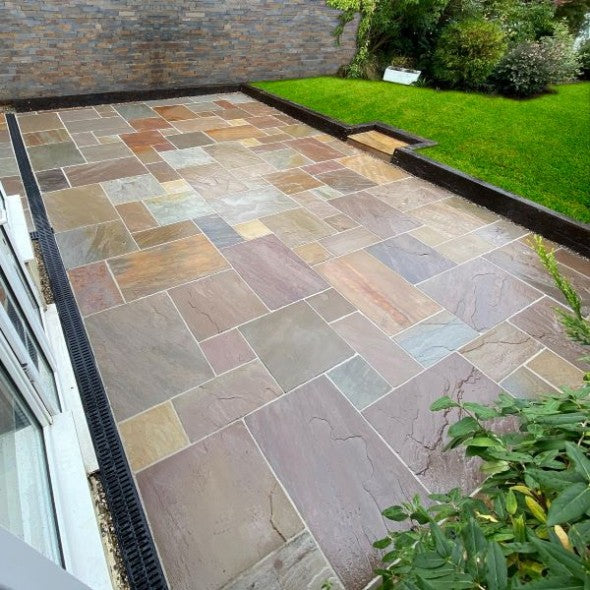 Raj Green Indian Sandstone Paving Slabs – Riven – Mixed Patio Kit – 22mm