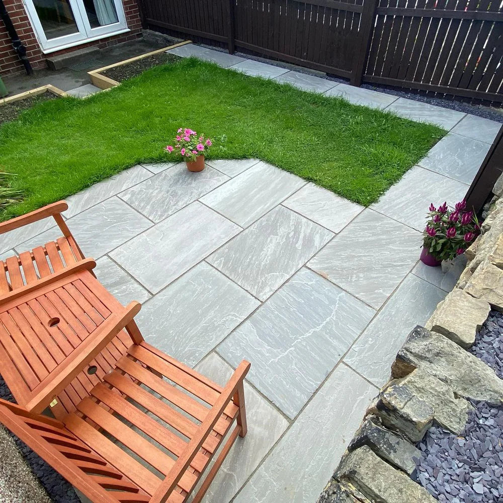 Kandla Grey Indian Sandstone Paving Slabs – Riven – 600x900 – 22mm