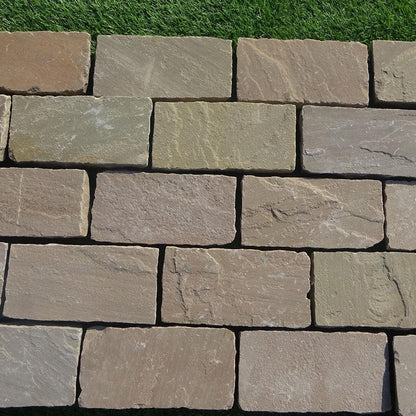 Raj Green Cobble Setts 200mm x 100mm x 40/60mm