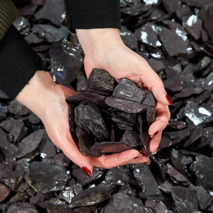 Plum Slate 40mm Decorative Slate Chippings 20kg Bag / 850kg Bulk Bag