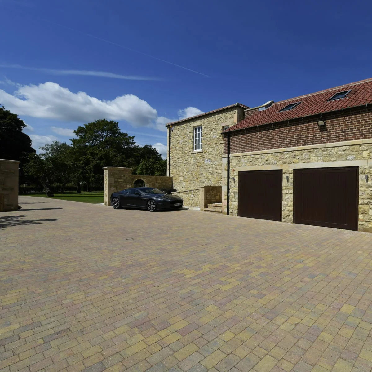 Brett Block Paving 50mm Alpha Trio Pavior - Autumn Gold (1x 8.92m2 Pack) 404 Blocks