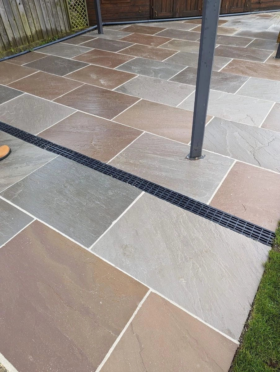 Raj Green Indian Sandstone Paving Slabs – Riven – 600×900 – 22mm
