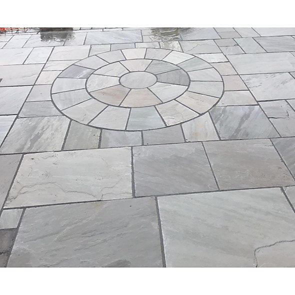 Kandla Grey Indian Sandstone 2.4m Circle – Riven – 22mm