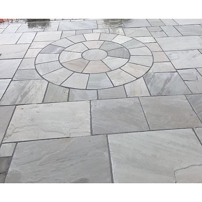 Kandla Grey Indian Sandstone 2.4m Circle – Riven – 22mm
